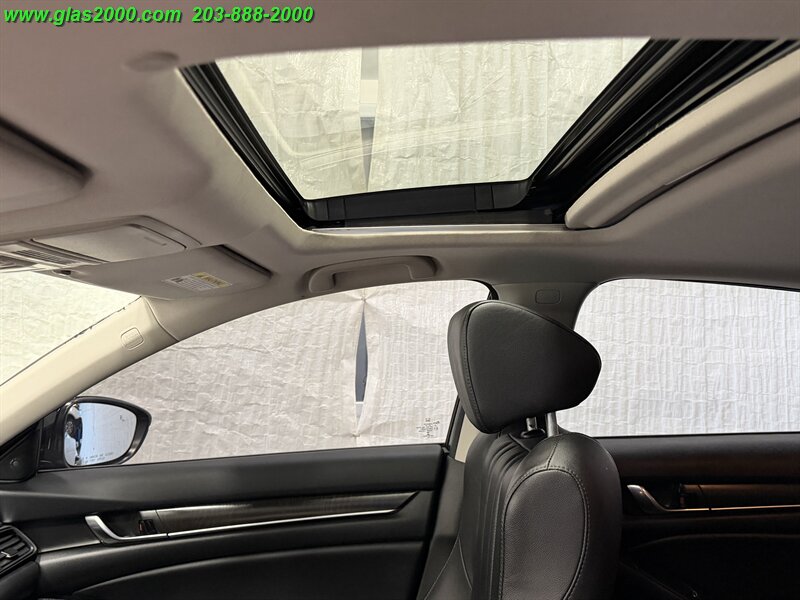 2022 Honda Accord EX-L - Photo 12 - Bethany, CT 06524