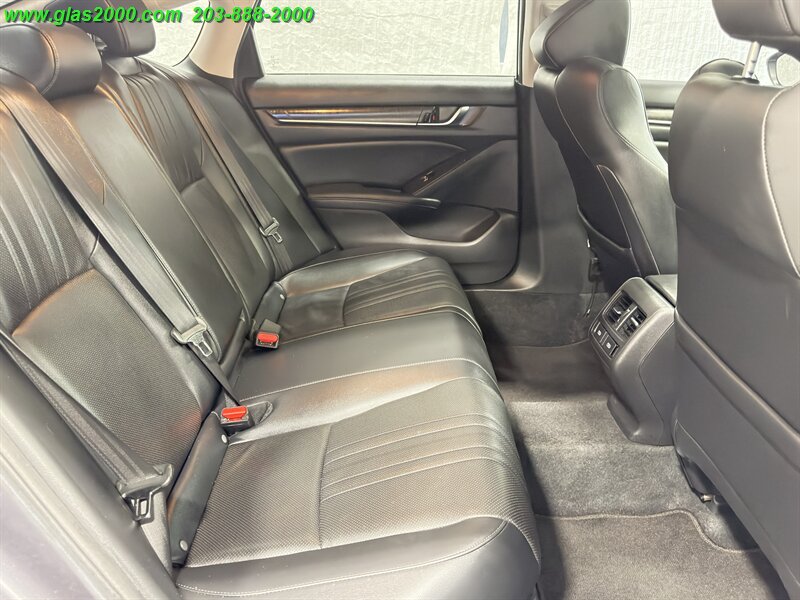 2022 Honda Accord EX-L - Photo 10 - Bethany, CT 06524