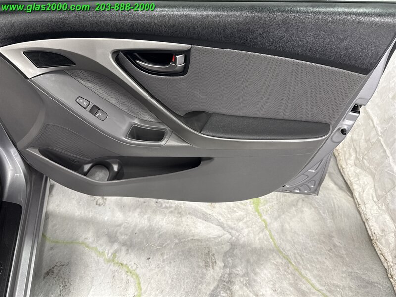 2012 Hyundai Elantra Limited   - Photo 26 - Bethany, CT 06524