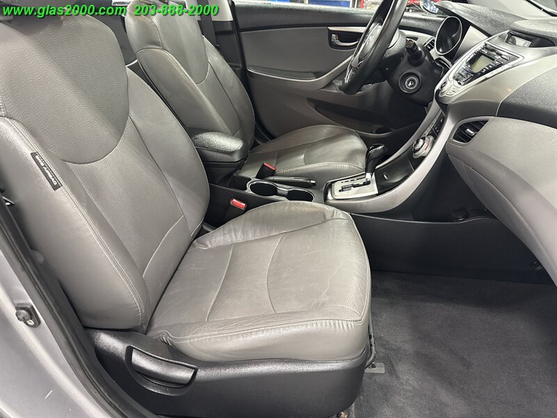 2012 Hyundai Elantra Limited   - Photo 5 - Bethany, CT 06524