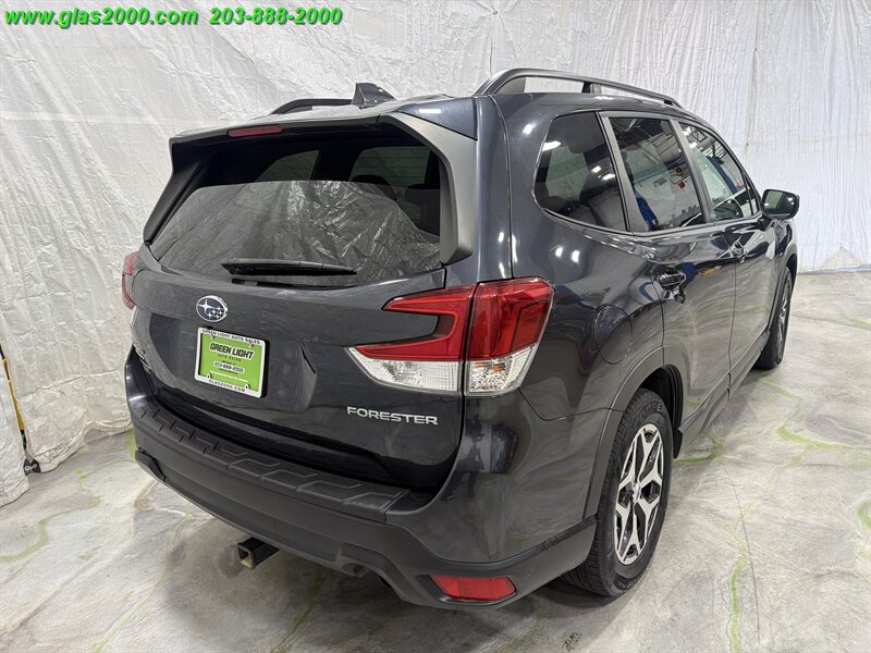 2019 Subaru Forester Premium - Photo 8 - Bethany, CT 06524