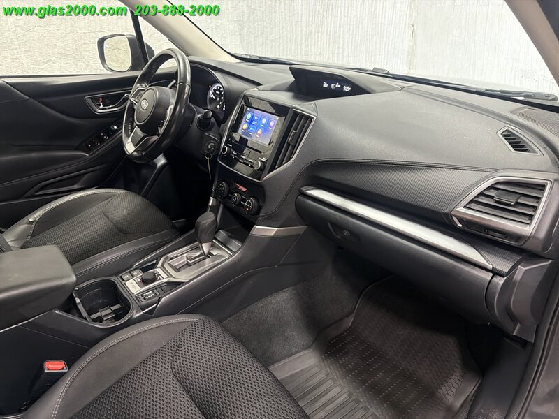 2019 Subaru Forester Premium - Photo 5 - Bethany, CT 06524