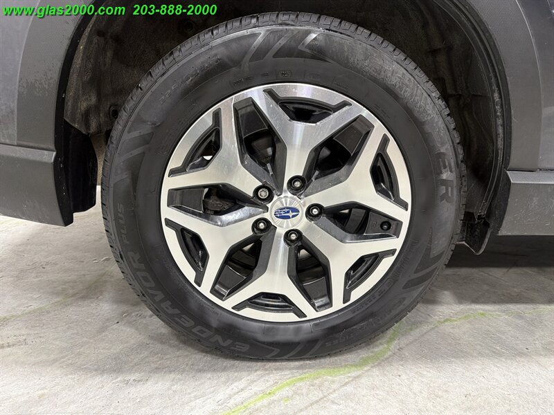 2019 Subaru Forester Premium - Photo 16 - Bethany, CT 06524