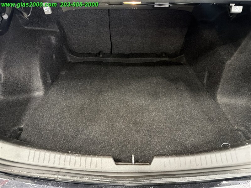 2023 Chevrolet Malibu LT - Photo 15 - Bethany, CT 06524