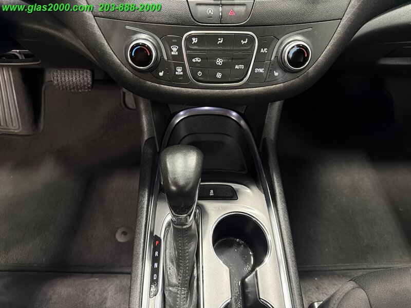 2023 Chevrolet Malibu LT - Photo 22 - Bethany, CT 06524