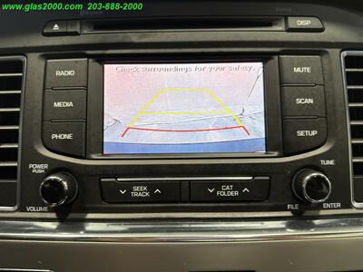 2016 Hyundai Sonata Hybrid SE   - Photo 11 - Bethany, CT 06524