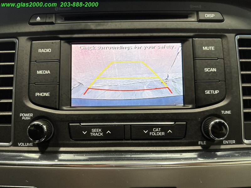 2016 Hyundai Sonata Hybrid SE   - Photo 11 - Bethany, CT 06524