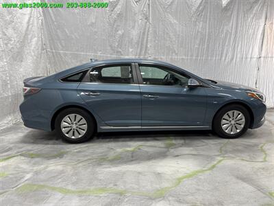 2016 Hyundai Sonata Hybrid SE   - Photo 14 - Bethany, CT 06524