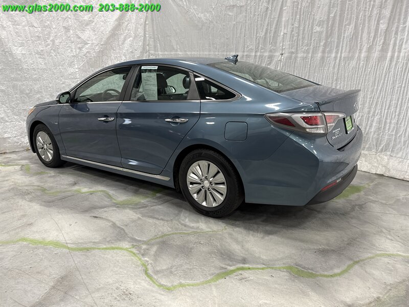 2016 Hyundai Sonata Hybrid SE   - Photo 7 - Bethany, CT 06524