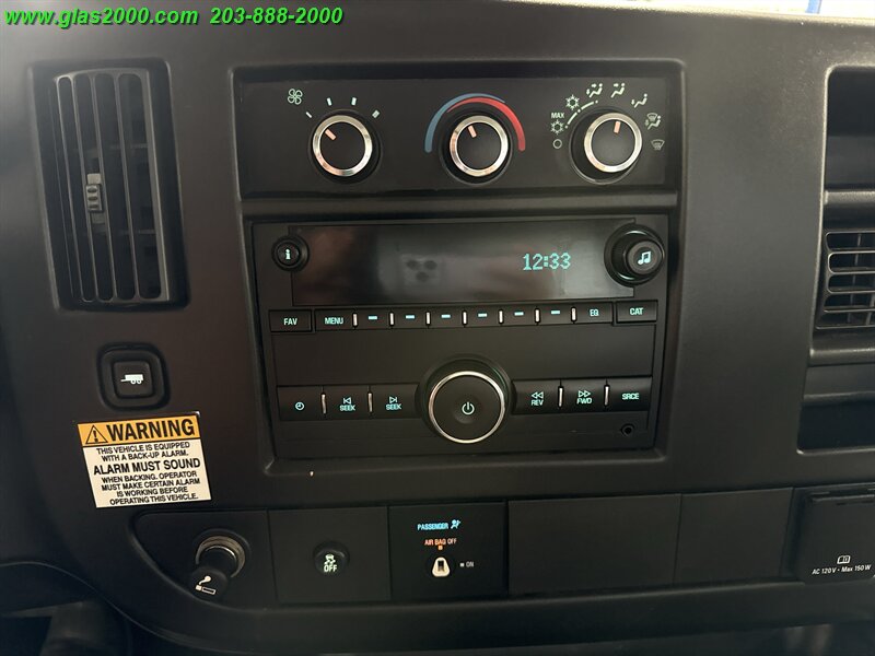 2017 Chevrolet Express 3500 - Photo 12 - Bethany, CT 06524