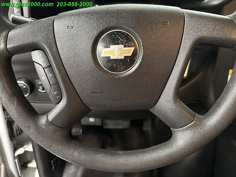 2017 Chevrolet Express 3500 - Photo 21 - Bethany, CT 06524