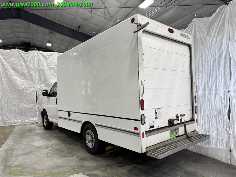 2017 Chevrolet Express 3500 - Photo 13 - Bethany, CT 06524