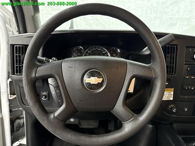 2017 Chevrolet Express 3500 - Photo 4 - Bethany, CT 06524