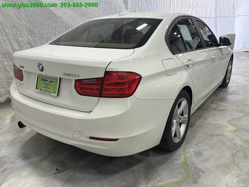 2014 BMW 320i xDrive - Photo 8 - Bethany, CT 06524