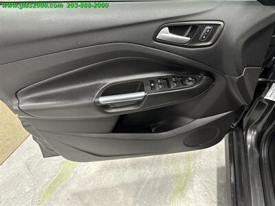 2016 Ford C-MAX Hybrid SE   - Photo 16 - Bethany, CT 06524