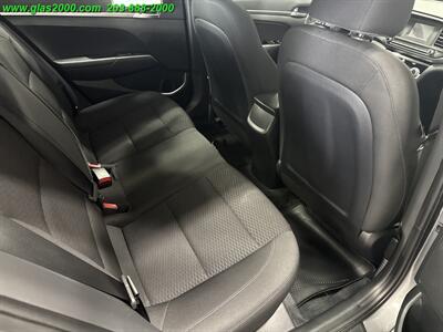 2019 Hyundai Elantra SE   - Photo 9 - Bethany, CT 06524
