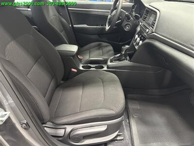 2019 Hyundai Elantra SE   - Photo 4 - Bethany, CT 06524