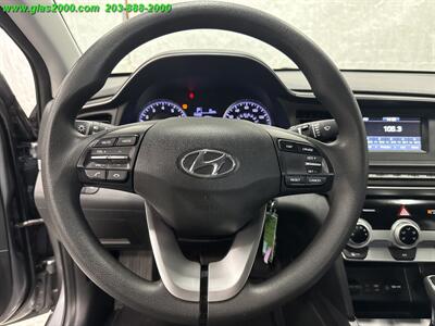 2019 Hyundai Elantra SE   - Photo 3 - Bethany, CT 06524