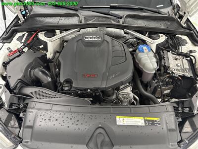 2017 Audi A4 2.0T Premium quattro   - Photo 18 - Bethany, CT 06524
