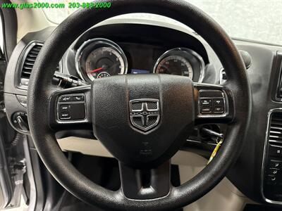 2018 Dodge Grand Caravan SE   - Photo 4 - Bethany, CT 06524