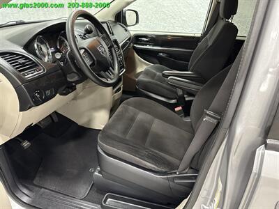 2018 Dodge Grand Caravan SE   - Photo 3 - Bethany, CT 06524