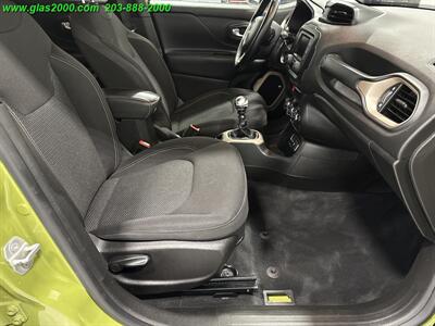 2016 Jeep Renegade Latitude 75th Anniversary Edition   - Photo 5 - Bethany, CT 06524