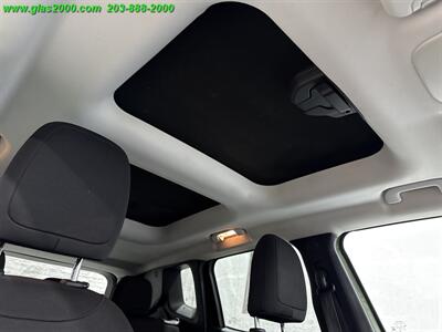 2016 Jeep Renegade Latitude 75th Anniversary Edition   - Photo 31 - Bethany, CT 06524