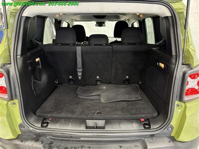 2016 Jeep Renegade Latitude 75th Anniversary Edition   - Photo 15 - Bethany, CT 06524
