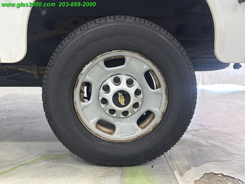 2015 Chevrolet Silverado 2500 HD Work Truck - Photo 23 - Bethany, CT 06524