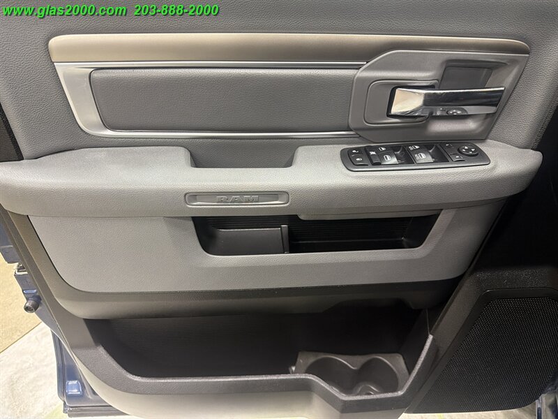 2020 RAM 1500 CLASSIC SLT - Photo 23 - Bethany, CT 06524