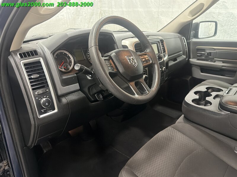 2020 RAM 1500 CLASSIC SLT - Photo 3 - Bethany, CT 06524