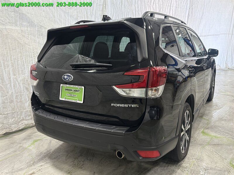 2023 Subaru Forester Limited - Photo 8 - Bethany, CT 06524