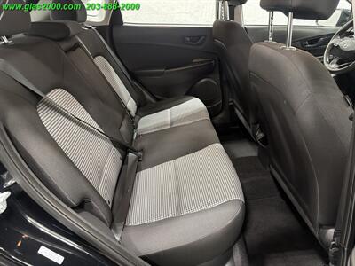2023 Hyundai Kona SE - Photo 9 - Bethany, CT 06524