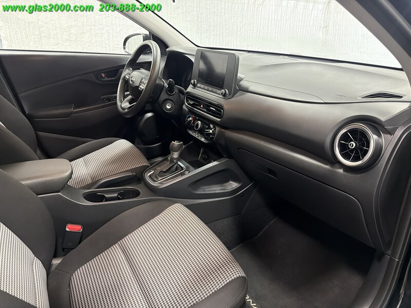 2023 Hyundai Kona SE - Photo 5 - Bethany, CT 06524