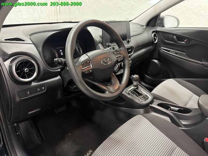 2023 Hyundai Kona SE - Photo 3 - Bethany, CT 06524