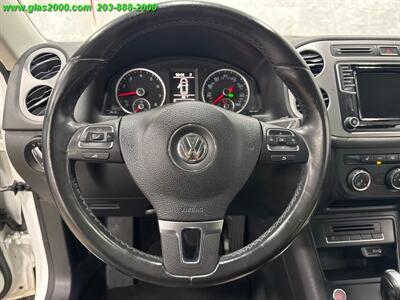 2017 Volkswagen Tiguan 2.0T Wolfsburg Edition   - Photo 4 - Bethany, CT 06524