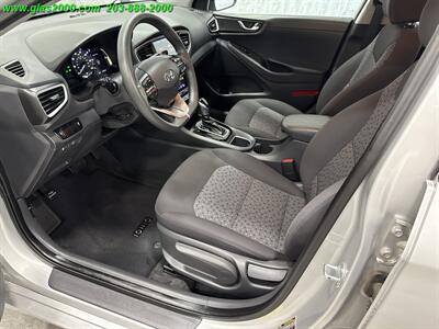2018 Hyundai IONIQ Hybrid Blue   - Photo 3 - Bethany, CT 06524