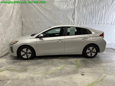 2018 Hyundai IONIQ Hybrid Blue   - Photo 13 - Bethany, CT 06524