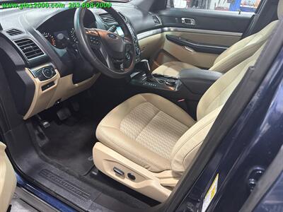 2016 Ford Explorer   - Photo 3 - Bethany, CT 06524