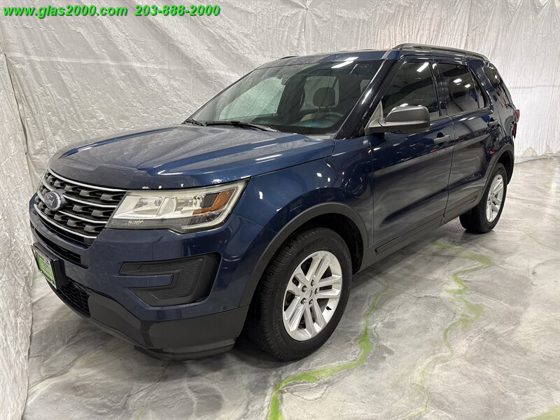 2016 Ford Explorer   - Photo 1 - Bethany, CT 06524