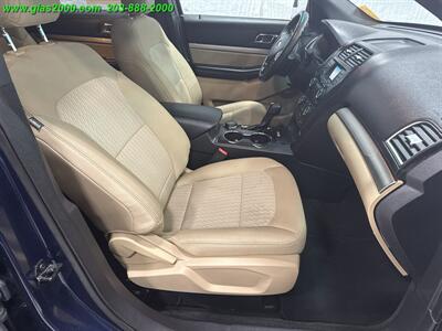 2016 Ford Explorer   - Photo 5 - Bethany, CT 06524