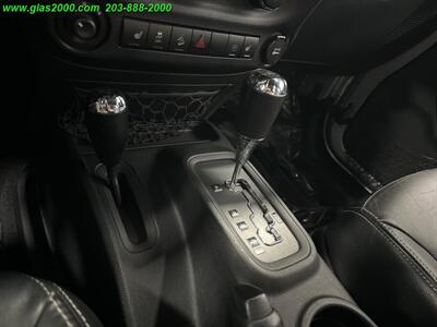 2015 Jeep Wrangler Unlimited Rubicon   - Photo 34 - Bethany, CT 06524