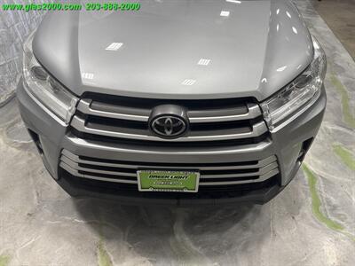 2019 Toyota Highlander LE   - Photo 18 - Bethany, CT 06524