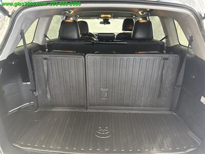 2019 Toyota Highlander LE   - Photo 15 - Bethany, CT 06524