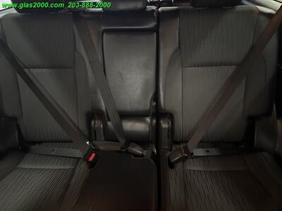 2019 Toyota Highlander LE   - Photo 27 - Bethany, CT 06524