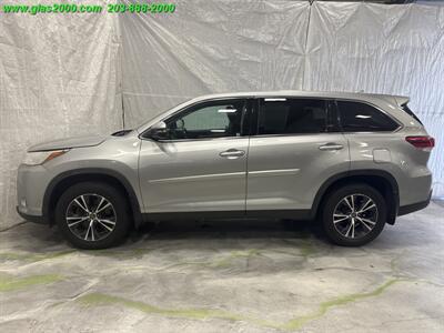 2019 Toyota Highlander LE   - Photo 13 - Bethany, CT 06524