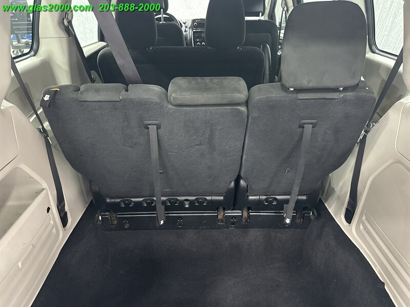 2015 Dodge Grand Caravan AVP - Photo 15 - Bethany, CT 06524