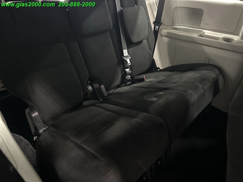2015 Dodge Grand Caravan AVP - Photo 26 - Bethany, CT 06524