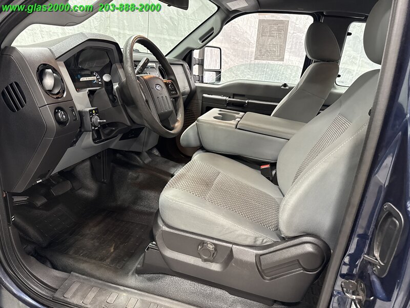 2016 Ford F-250 XL   - Photo 3 - Bethany, CT 06524