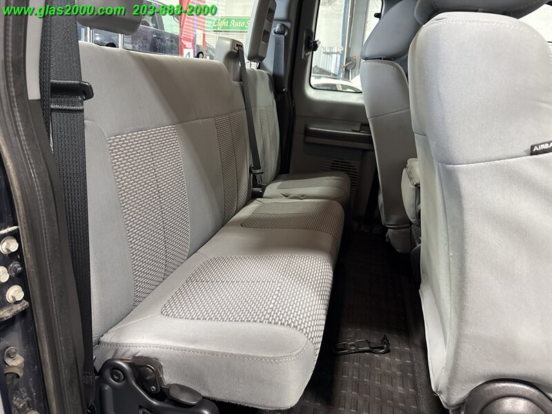 2016 Ford F-250 XL   - Photo 9 - Bethany, CT 06524
